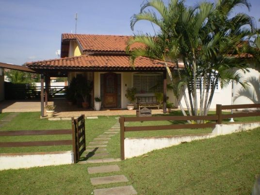 Casa em So Pedro/SP no bairro Jardim Botnico 1000