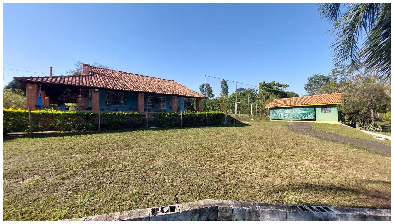 Ch�cara em / no bairro 