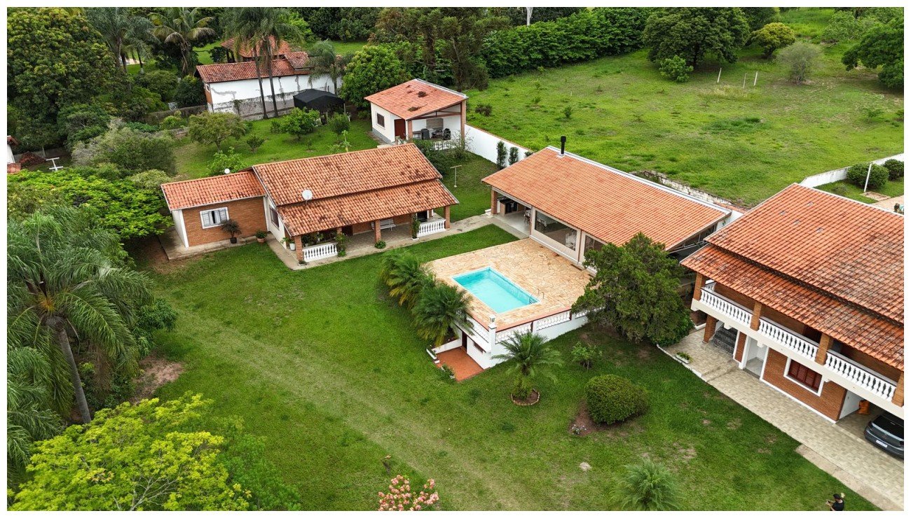 Ch�cara em / no bairro 